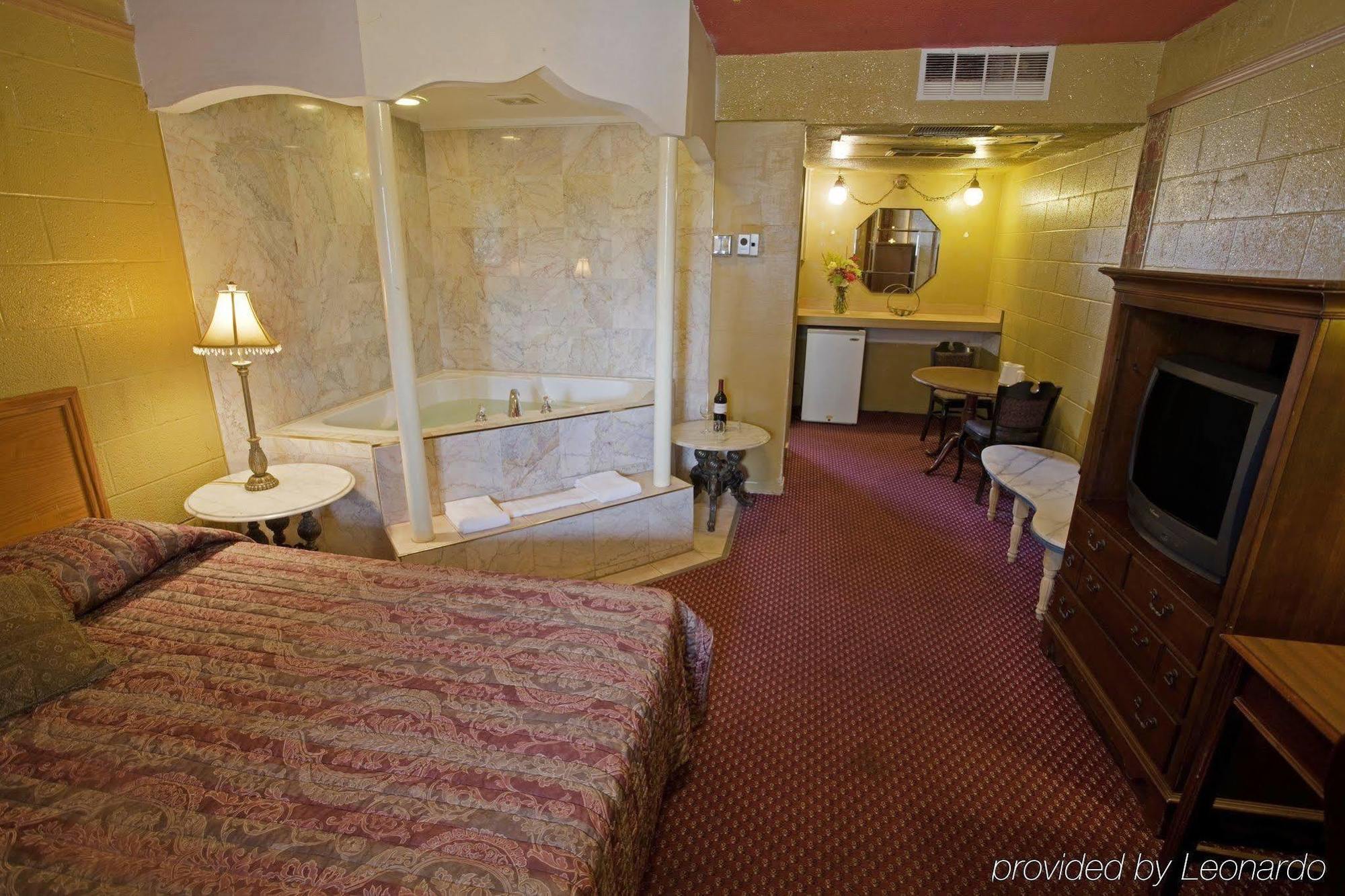 Rodeway Inn Norfolk Exterior foto